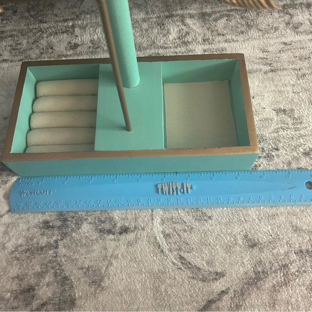 Cream & Teal Jewelry Organizer with Gold Accents